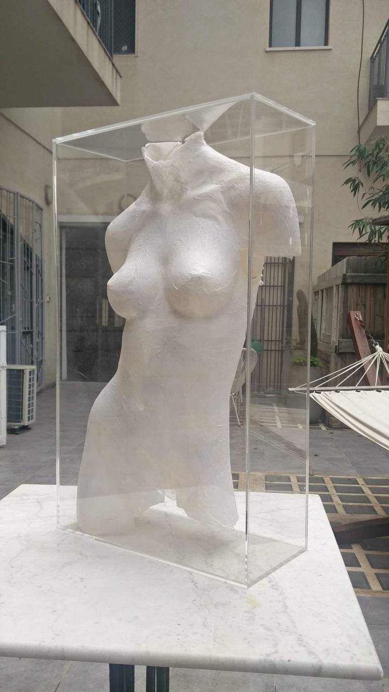Original Figurative Body Sculpture by Liliane Danino