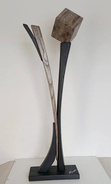 Original Conceptual Abstract Sculpture by Anna E Daniele Beltrame - Sedie Rustiche Di Beltrame Daniele Snc