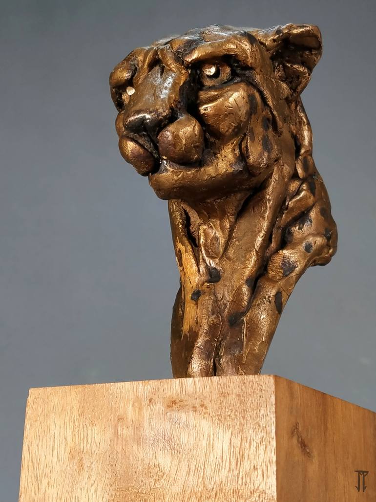 Original Figurative Animal Sculpture by Jose Miguel Pino