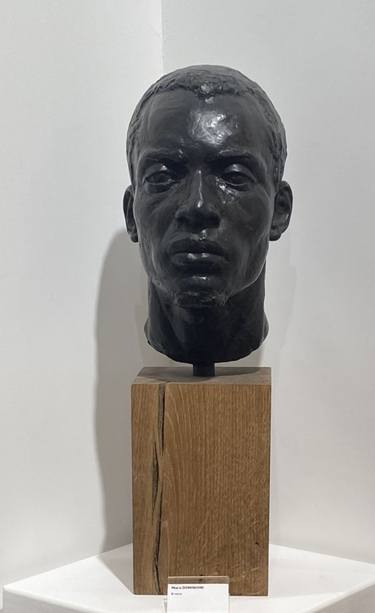 Original Classicism People Sculpture by Mara Dominioni