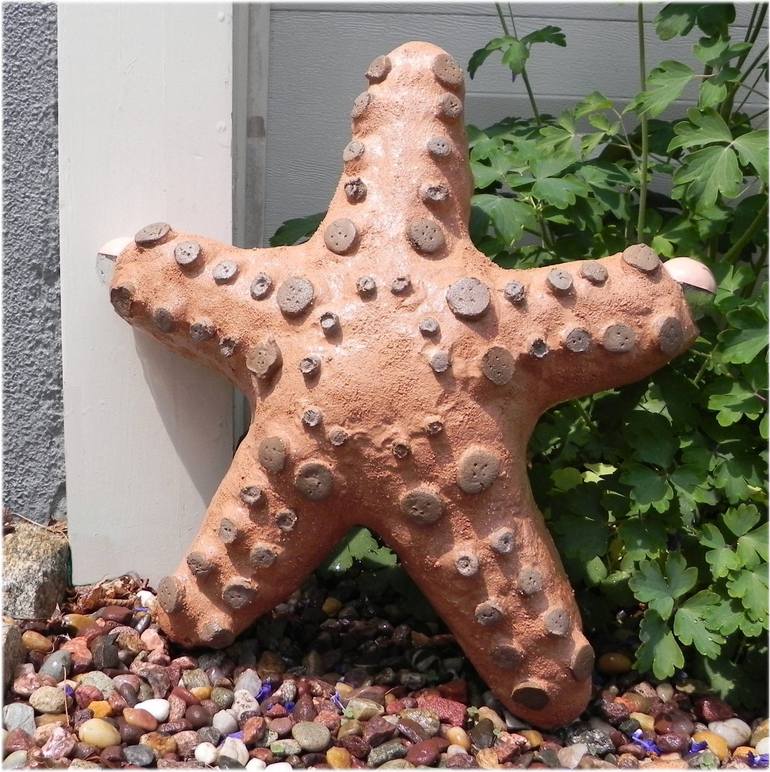 Original Figurative Animal Sculpture by Robert Flagg