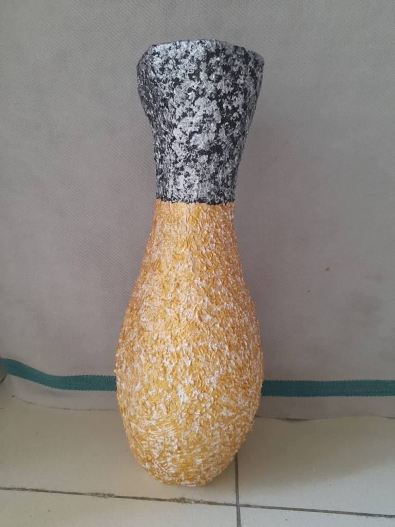 Original Art Deco Floral Sculpture by Gule Sahar