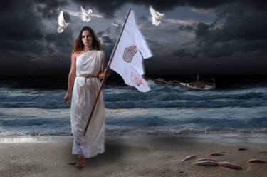 Original Digital Art Women Photography by Daphna Laszlo-Katzor