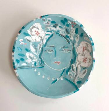 Original Figurative Women Sculpture by Heidi Lanino