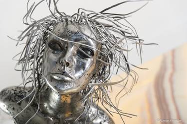 Original Figurative Women Sculpture by Darius Von Fluder