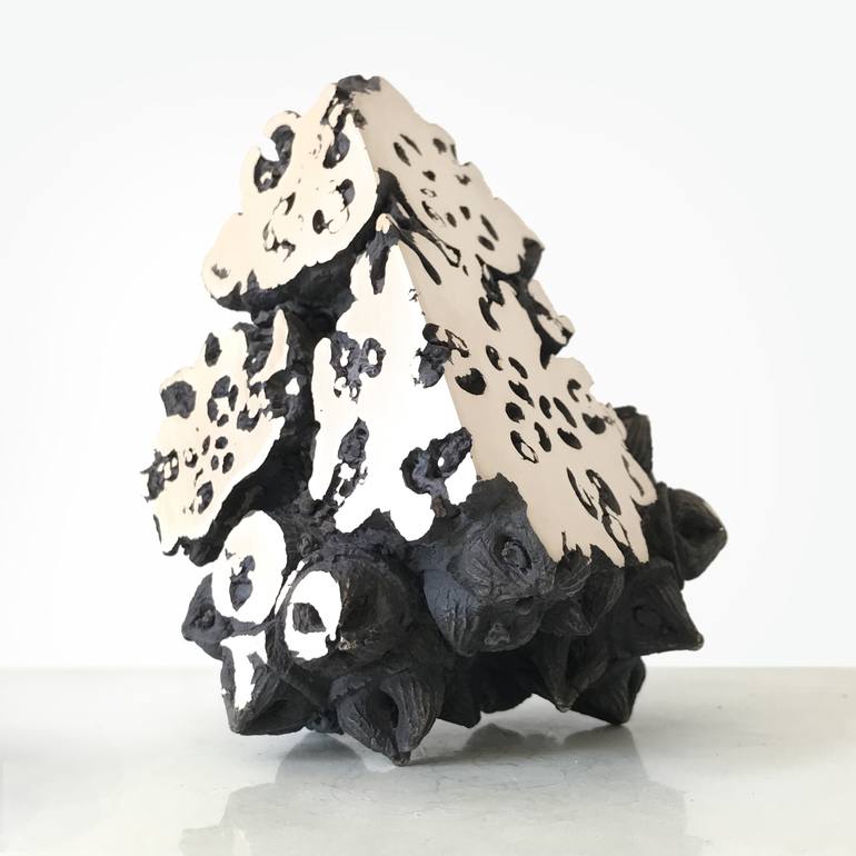 Original Minimalism Nature Sculpture by Oliver Ashworth-Martin